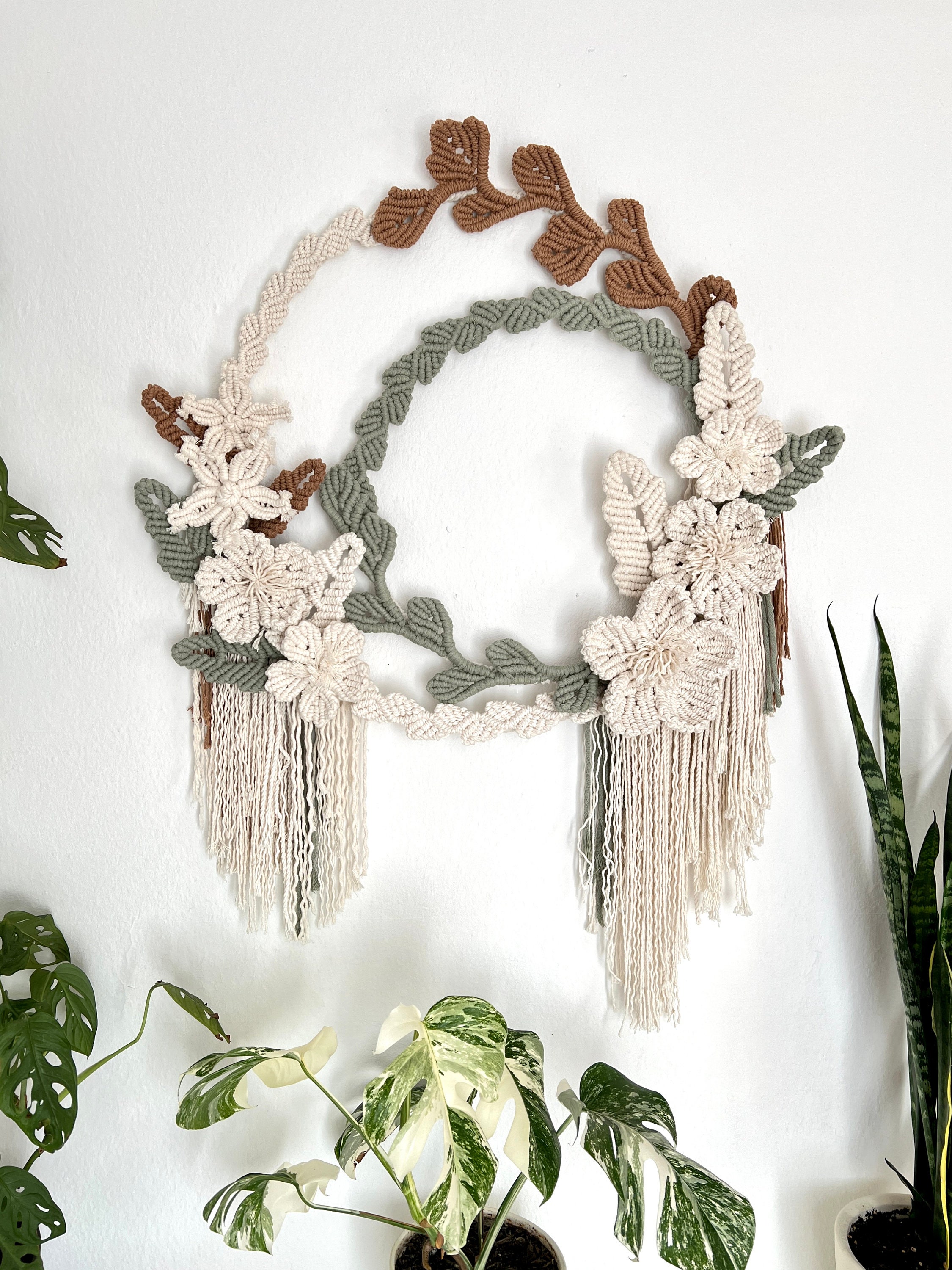 Macrame PATTERN Floral Wreath Floral Arrangements Front Door Wreath 