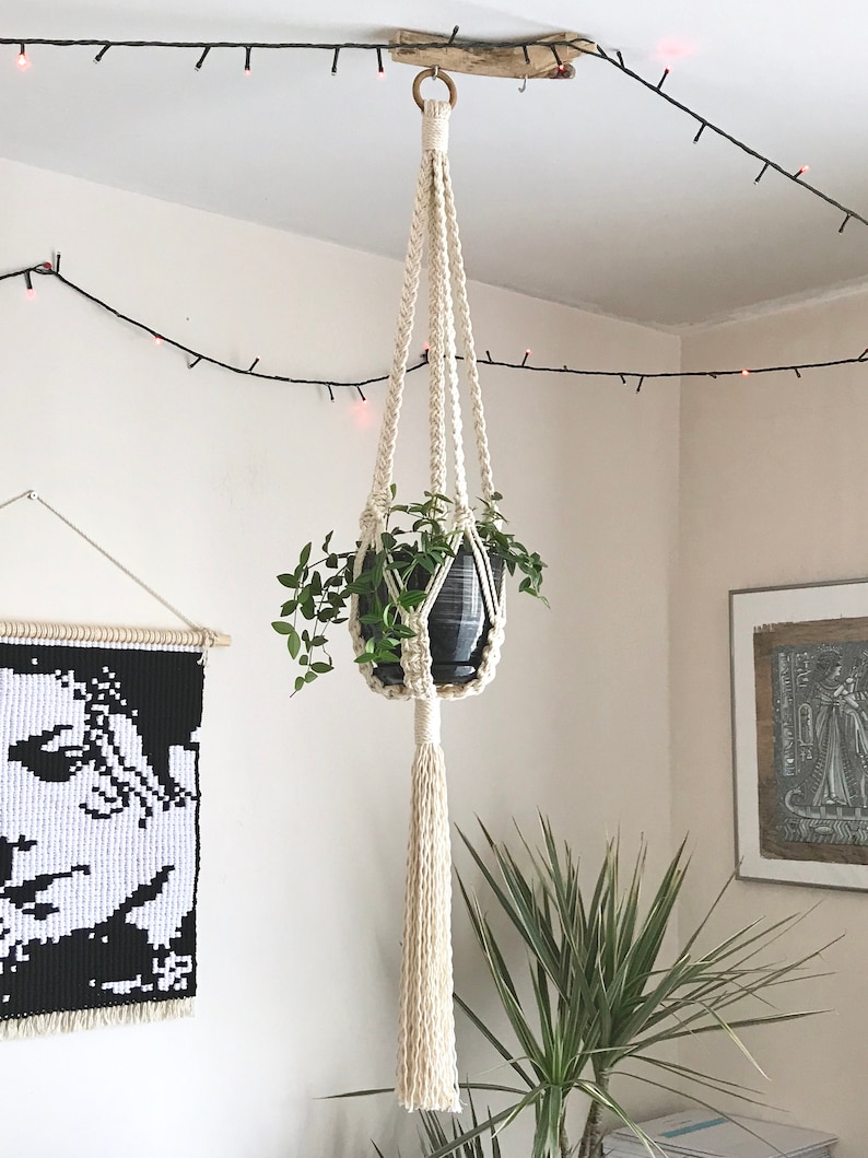 boho style pot holder plant hanging Macrame plant hanger
