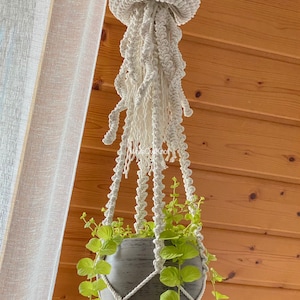 Macrame Jellyfish Planter DIY Pattern — Hanging Plant Holder Tutorial ...