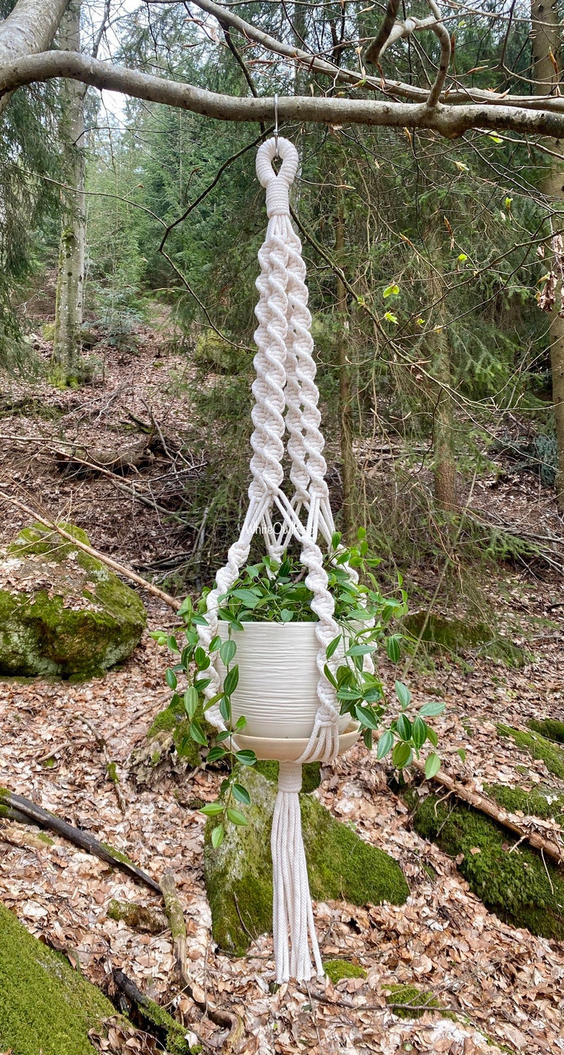 Modèle de suspension de plante en macramé bricolage PDF. Livre électronique pratique pour débutants Téléchargement instantané pour des instructions étape par étape. Créez de superbes cintres dès aujourd'hui image 4