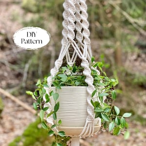 DIY Macrame Plant Hanger Pattern PDF. Beginner's How-To eBook!Instant Download for Step-by-Step Instructions. Create Stunning Hangers Today!