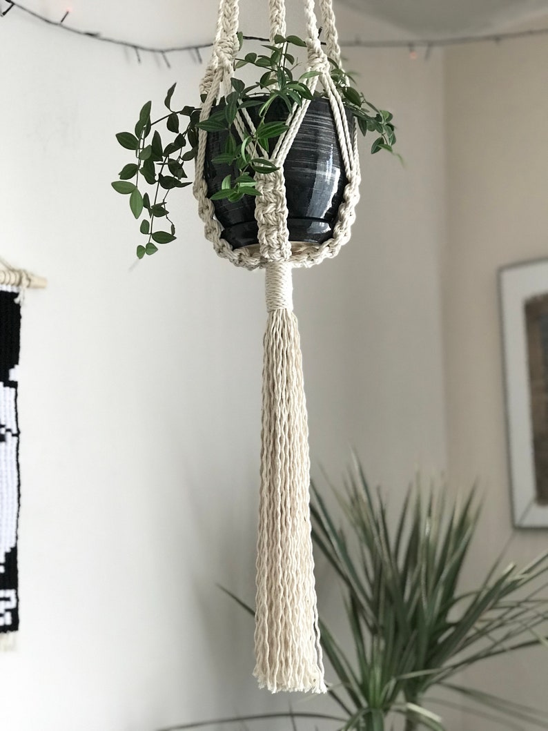 boho style pot holder plant hanging Macrame plant hanger