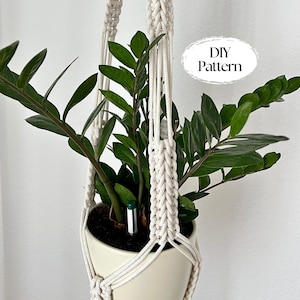 DIY Macrame Pattern. Elegant Macramé Plant Hanger. Brand New Pattern. Handcrafted Home Decor. Unique Gift Idea