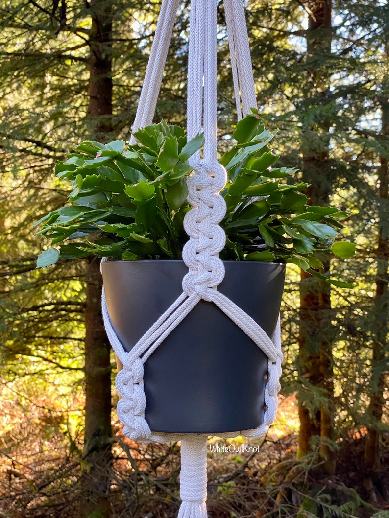 PDF pattern Macrame Plant Hanger, Weave Knot Plant Hanger DIY, Macramé pattern Beginner, DIY macrame, step by step, how to plant hanger image 7
