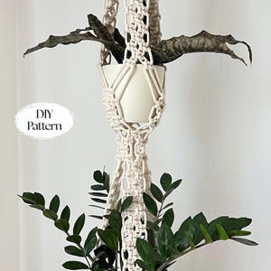 DIY Macramé Pattern for Double Plant Hanger - Unique Gift Idea for Plant Lovers and Garden Enthusiasts - Instant Download. Eclectic Decor