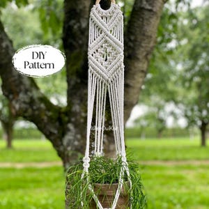 DIY Macrame plant hanger, geometric wall plant hanger PDF Pattern, how to plant hanger,home improvement,DIY macrame,indoor and outdoor decor