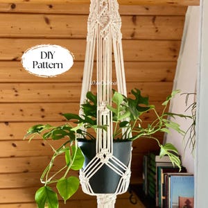 DIY Macrame plant hanger PDF pattern, macramé pattern beginner, DIY macrame, step by step, how to plant hanger, gift idea