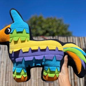 Almohada de piñata, decoración de piñata, decoración latina de piñata, decoración de México, decoración mexicana, peluche latino, piñata, decoración de fiesta de piñata, propiedad latina