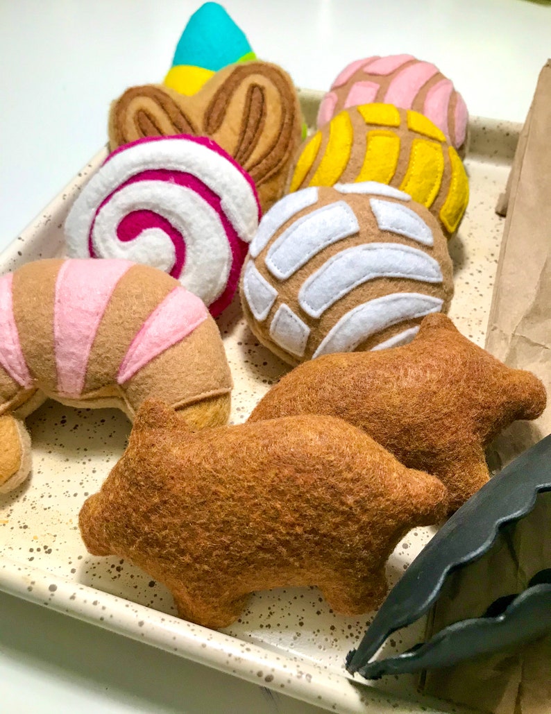 NEW Pan Dulce toys 7 pk, felt food pan dulce, Pan Dulce felt playset, pan dulce concha toy Mexican felt food Montessori play kids learning image 5