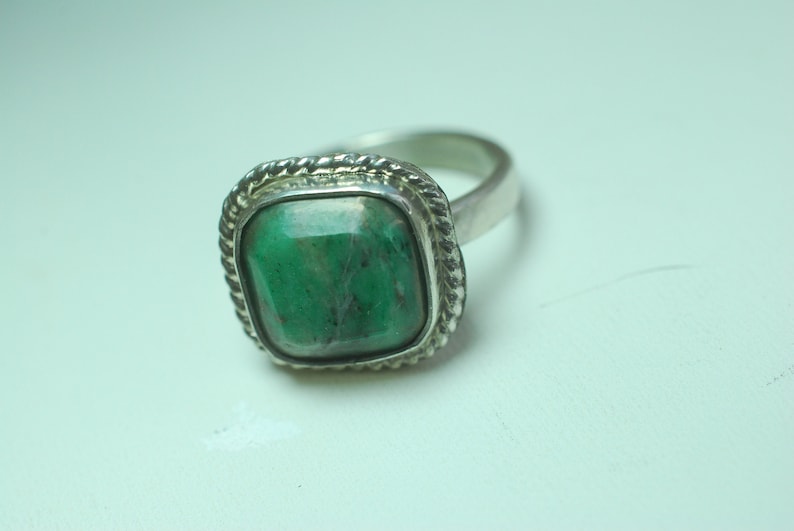 Mariposite Stone ring