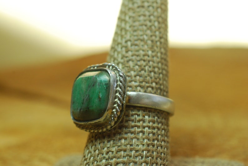 Mariposite Stone ring