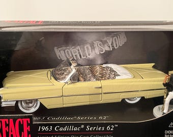 VINTAGE CADILLAC-MODEL Auto SCARFACE PaCHINO 1963 Coupe DeVille Convertible Jada Toys 2006 Mint in Box onaangeroerd!!!!!;)