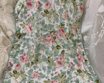 Vintage Laura Ashley Cottage Roses Pillow Sham – Shabby Chic Cotton 19x26
