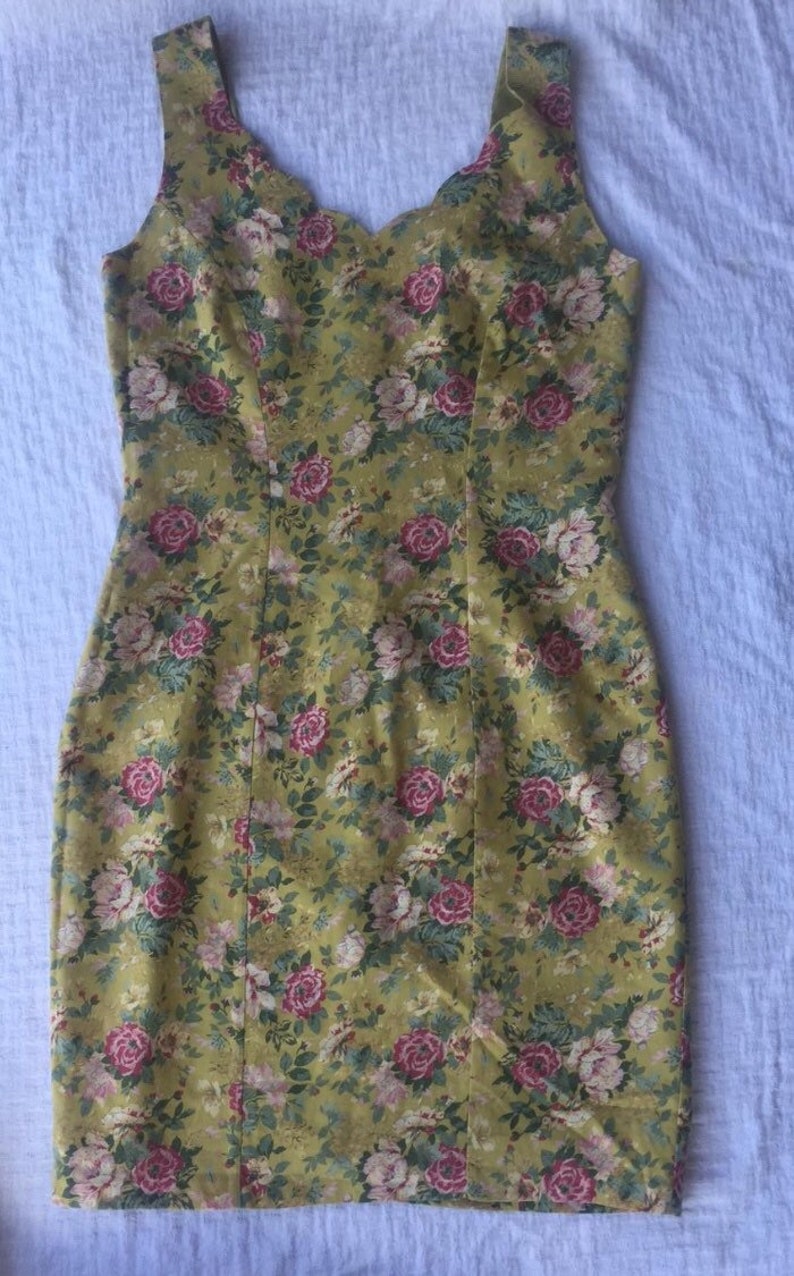 Laura Ashley Vintage 80 S Scalloped Neckline Sleeveless Etsy