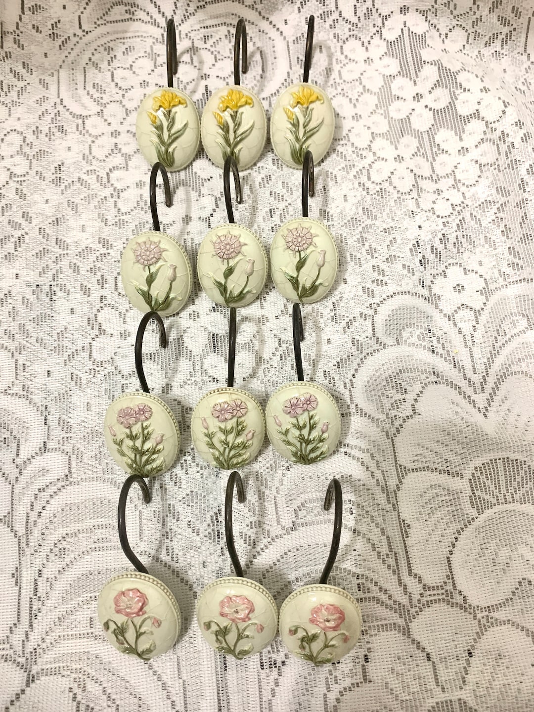 12 Pcs Vintage White Mixed Flower Shower Curtain Hooks, Decorative