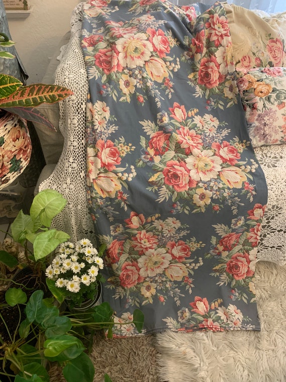 Vintage Ralph Lauren Kimberly Floral Blue Queen Flat Sheet 102 X 86 French Country Sheet Ralph Lauren Bedding Etsy
