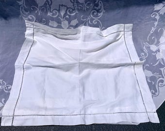 Vintage Alenxandre Turpault Sholet cotton linen euro sham made in France white embroidered edges 26” x 26”