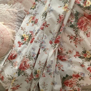 Vintage Ralph Lauren petticoat floral queen fitted sheet , Ralph Lauren bedding, cottagecore ,  farmhouse sheet, country cottage sheet