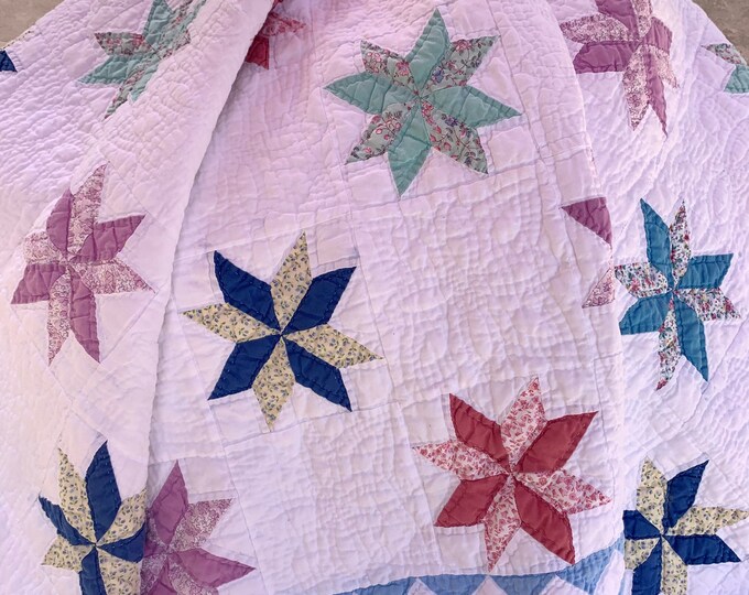 Vintage Arch Quilts Hawthorne NY , Star Flowers Design , Hand Stitch