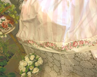 Vintage Laura Ashley Roses Twin Flat Sheet, Pink Stripes, USA Made
