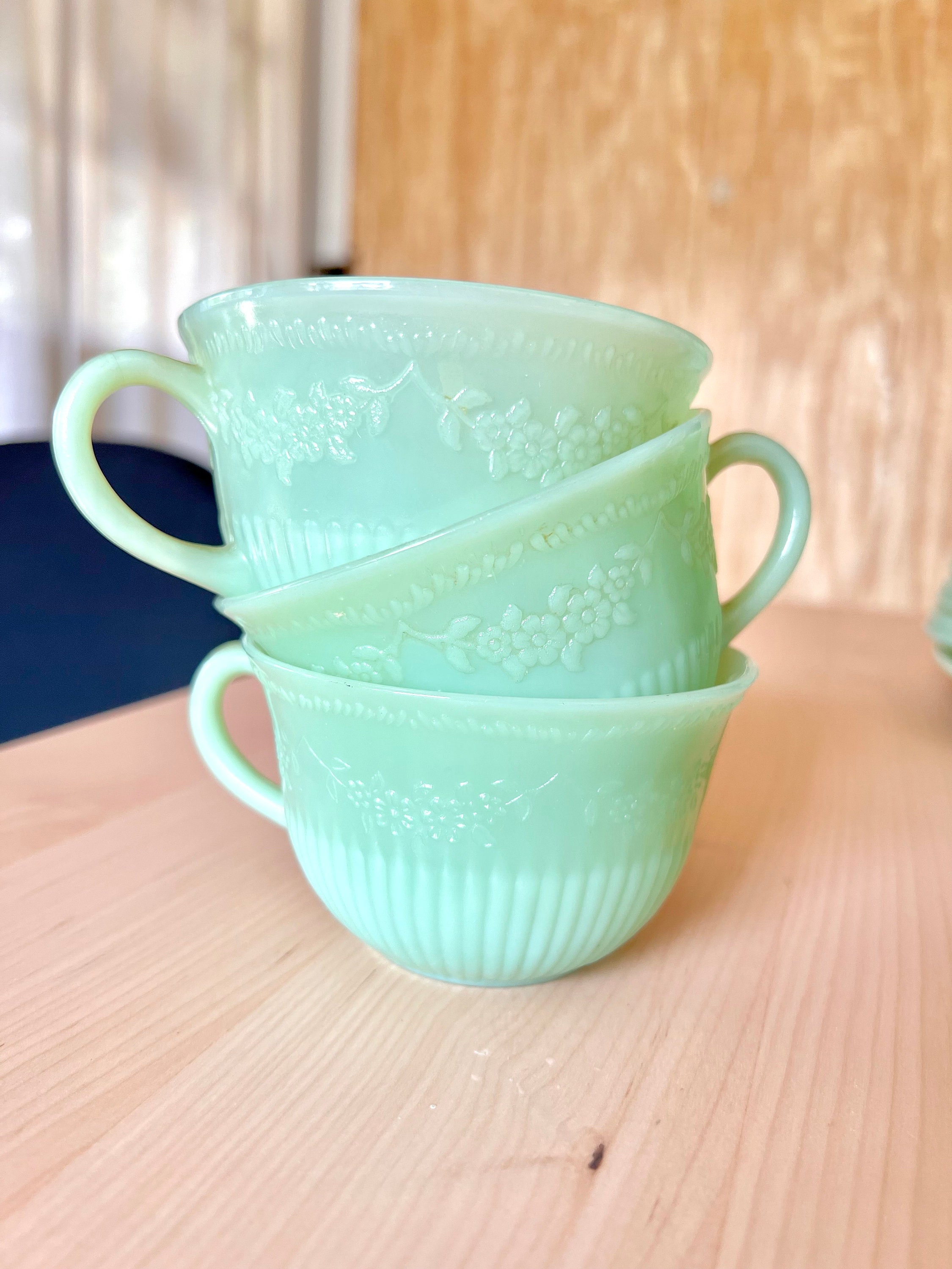 Vintage Fire King Jadeite Tea Cup in ALICE Pattern, Floral and Ridges