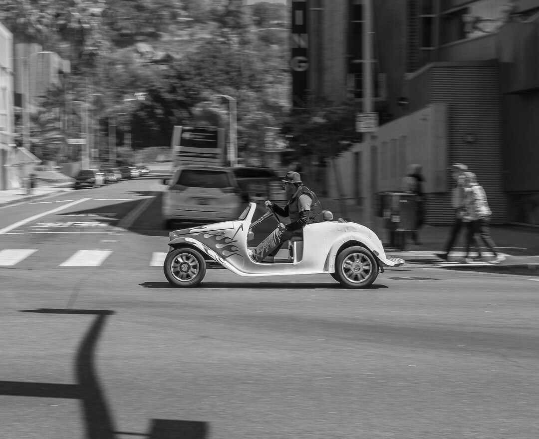 Timeless Hot Rods Classic Vintage Hot Rod - Timeless Elegance on Wheels (black and White ...