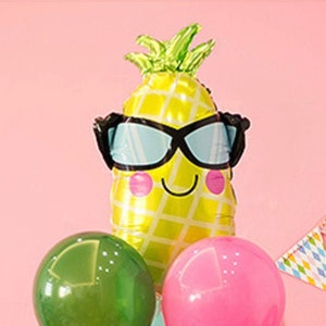 30&quot; Pineapple balloon - Fiesta Decor - Taco bout a party - Summer party decor - Party decor