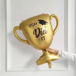 Globo de trofeo de graduación de 20" // ¡Lo lograste! Decoración para fiesta de graduación de la Copa de Oro, globo de felicitaciones, celebración escolar