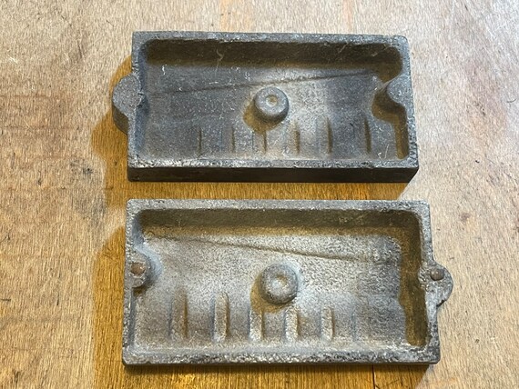 Authentic Vintage 1920's 1930's Metal Mold for Making Lead Fishing/fish  Line Sinkers 