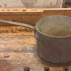 Authentic Early 1900&#39;s Tin Lined Very Large & Heavy Copper Cook Pot With Forged Metal Handle Attached With Metal Rivets - Copper Patina