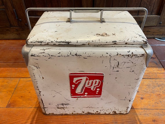 Authentic Vintage 1950's White & Red Metal 7up Soda Cooler With Embossed  Logo on Each Side Progress Refrigerator Company Louisville, KY -   Denmark