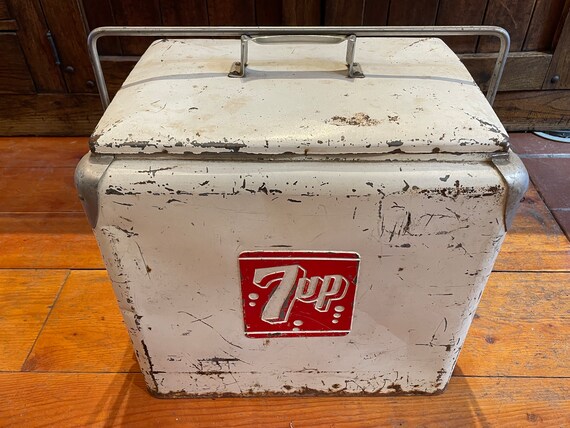 Authentic Vintage 1950's White & Red Metal 7up Soda Cooler With Embossed  Logo on Each Side Progress Refrigerator Company Louisville, KY -   Denmark