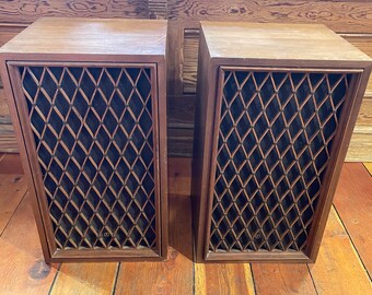 Pair Vintage Retro 1970's Pioneer Electronics Corporation Model CS - 88 Hi-Fi 60 Watts Speakers - Made in Japan - Excellent Functional Shape