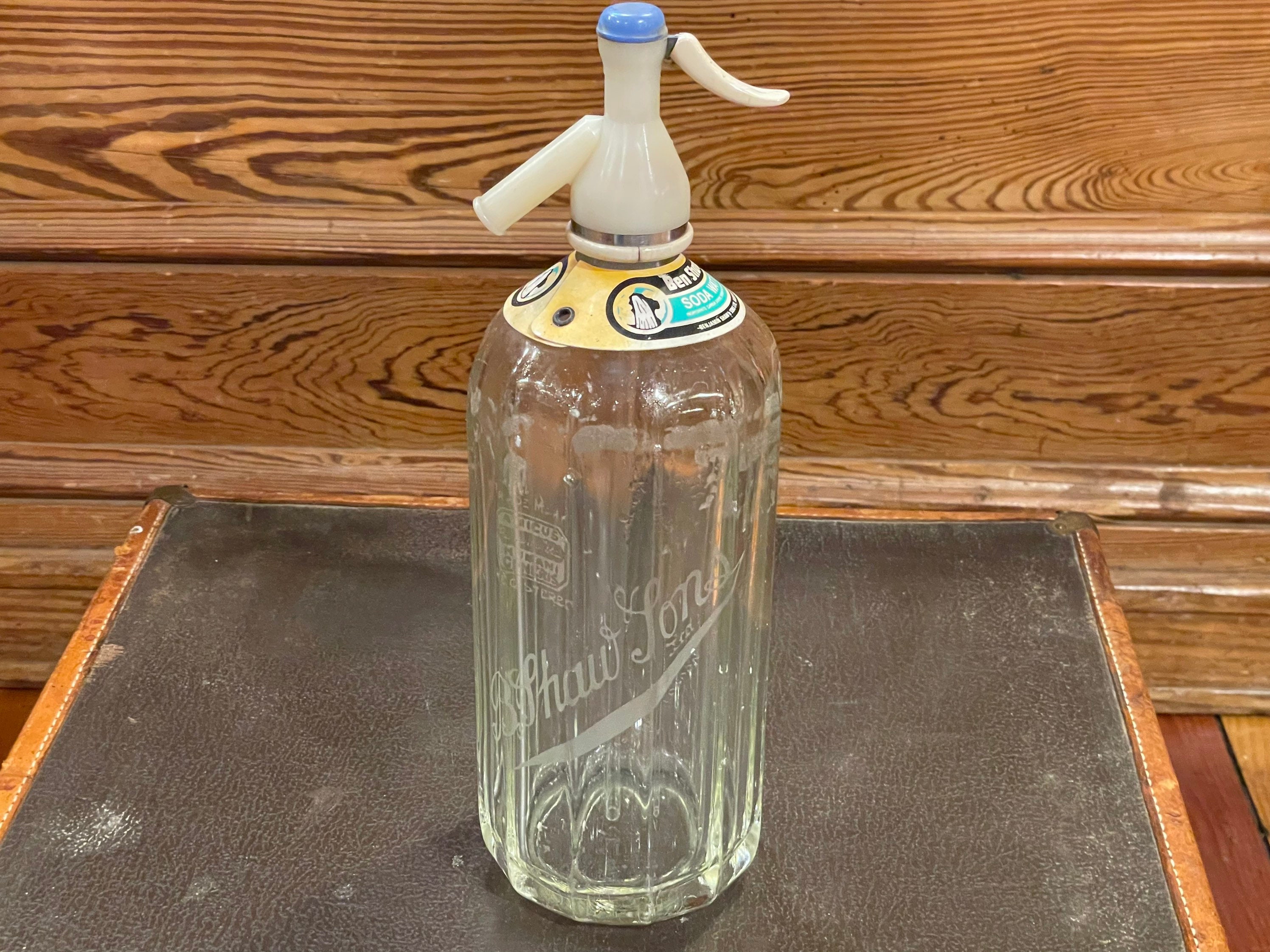 Vintage 1950's Ben Shaw's Soda Water Sodium Bicarbonate Glass