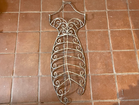 Handmade Cutout, Shaped & Welded Metal Wall Hanging Dress Form Mannequin  Style Display Hanger - Fancy Scroll Look Rustic White Patina Finish - Etsy