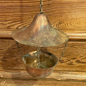 Authentic Vintage 1950's Hanging Round Copper Pot & Roof/Cover With Brass Chain - Use as Candle Holder, Bird Feeder, Planter Original Patina