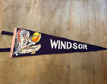 Authentic Original Vintage 1950's - 1960's Windsor Canada Felt Pennant With Image Native American Indian Chief Banging Drum - Wall Display