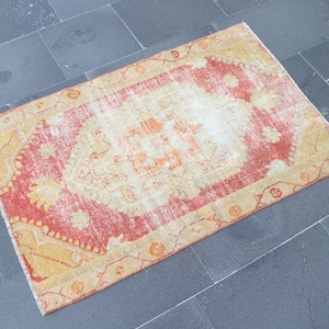 Turkish rug, Vintage rug, Handmade rug, Wool rug  2.4 x 3.8 ft Oushak rug, Boho decor area rug, Oriental rug, Anatolian rug, Carpet SRD2028