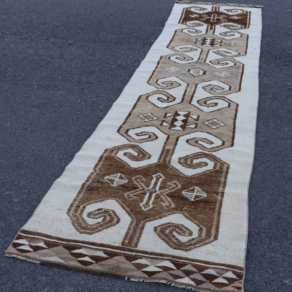 Turkish herki rug, Ethnic wool rug, Embroidey Design herki rug, Bohemian design 2.7 x 13.3 Vintage herki rug, Handmade Area rug, SR8733