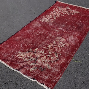 vintage rug, bohemian rug, red floral rug, turkish rug  2.6 x 5.0 ft area rug, boho rug, bedroom rug anatolian rug Carpet SR6617
