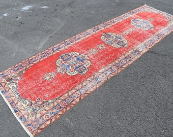 Turkish runner rug, Faded hallway rug, Vintage rug, Handmade rug, Bohemian rug, Home decor, Boho decor rug, Oriental rug, 3.1 x 10.4 SRD2251