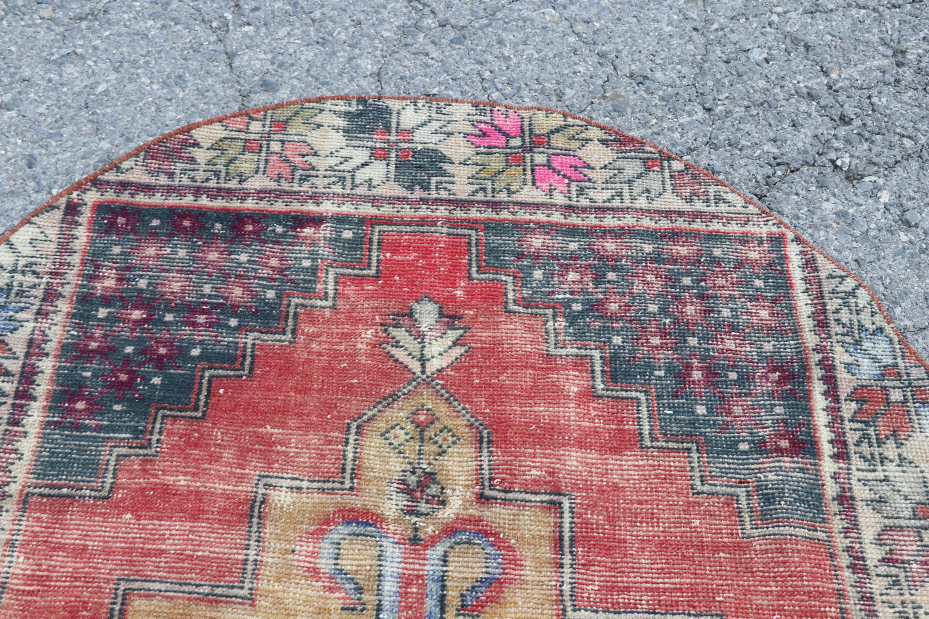 Oriental rug Turkish circle rug Doormat rug Vintage small Etsy