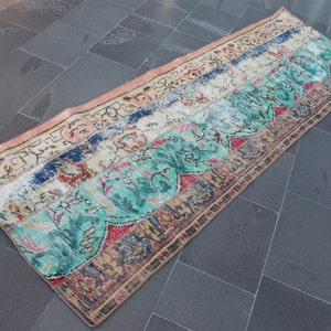 Turkish runner rug, Hallway rug, Vintage rug, Handmade rug, Bohemian rug, Oushak rug, Wool rug, Home decor, Boho decor, 2.6 x 8.3 SRD1219