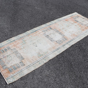 Vintage runner rug, Bohemian Oriental rug, Turkish rug, 2.8 x 7.9 ft Handmade rug, Boho rug, Faded rug, Wool area rug, Hallway rug SRD2347