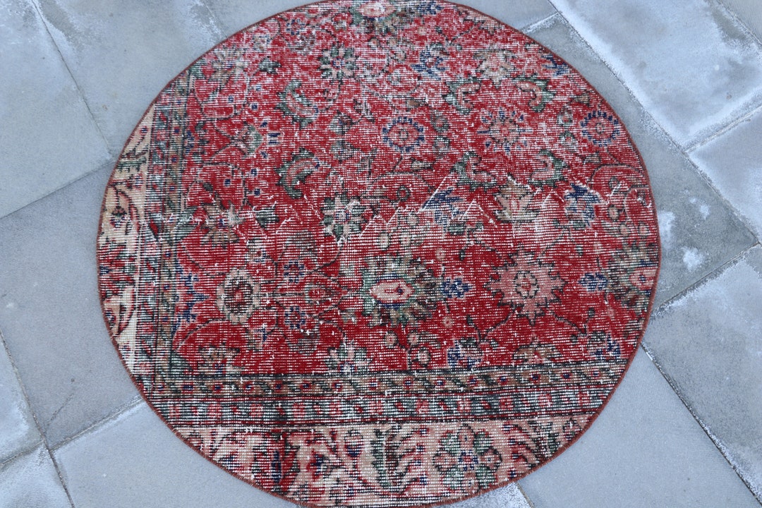 Vintage Red Rug, Small Area Rug, Turkish Rug Round, Oriental Rug