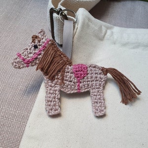 Handmade Horse Keychain and Bag Charm Gift for Horse Lovers and Equestrian Enthusiasts bast-hortensie