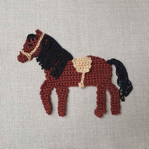 Horse crochet application, brown application for sewing or for the school cone