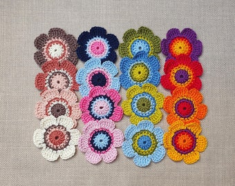 Fleur au crochet 4 couleurs 6 cm dans la couleur souhaitée - applications florales au crochet