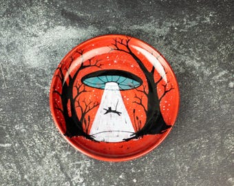 Handcrafted Ceramic Cat Bowl: Whisker Fatigue Relief, Shallow Dish, Cat Gift