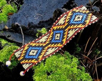 Native American Style Beaded Bracelet, Native Pattern Cuff Bracelet, Loom Beaded Bracelet, Indian Style Bracelet, Native America Jewelry